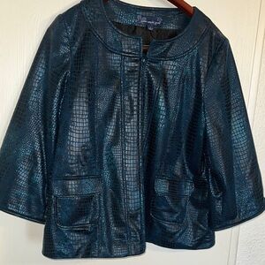 Susan Graver embossed animal print swing style jacket EUC size L